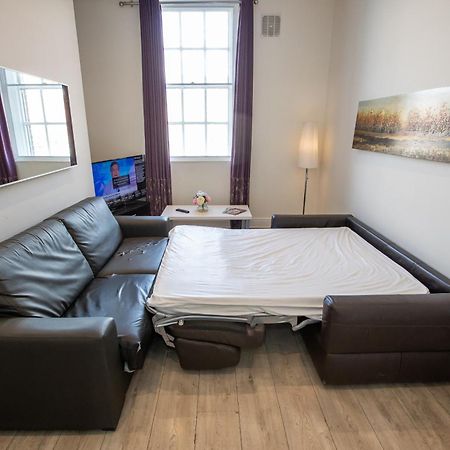 Temple Bar Essex Apartments Дублін Екстер'єр фото