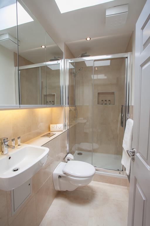 Temple Bar Essex Apartments Дублін Номер фото