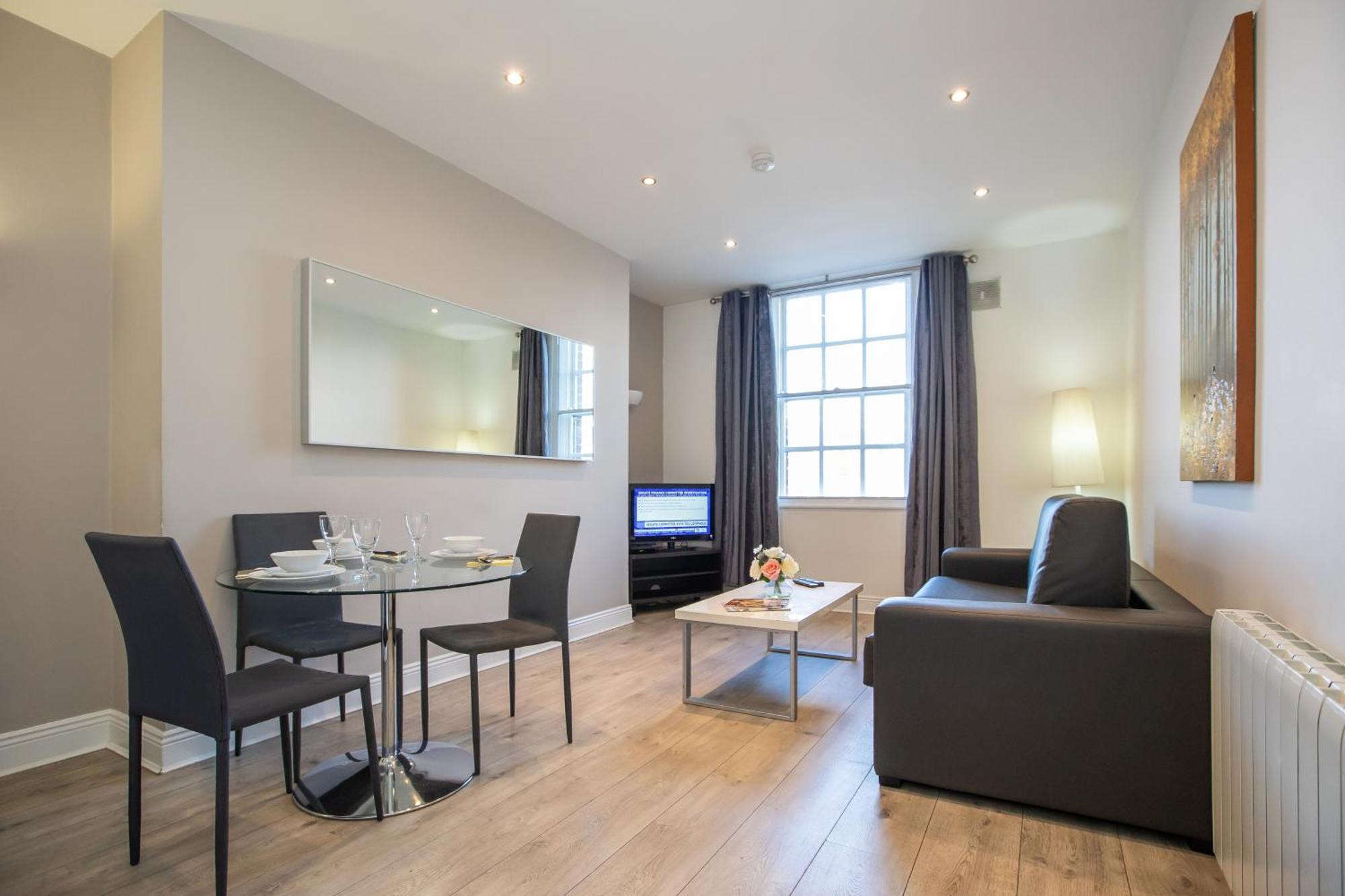 Temple Bar Essex Apartments Дублін Екстер'єр фото