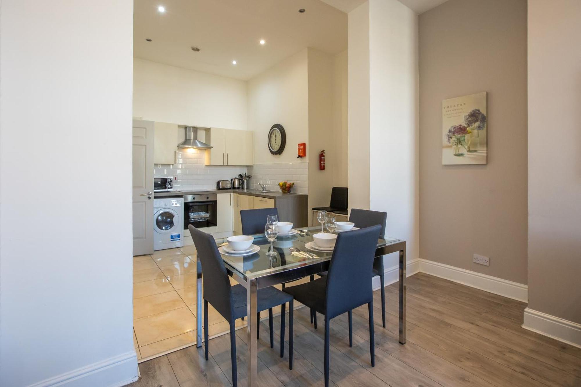 Temple Bar Essex Apartments Дублін Екстер'єр фото
